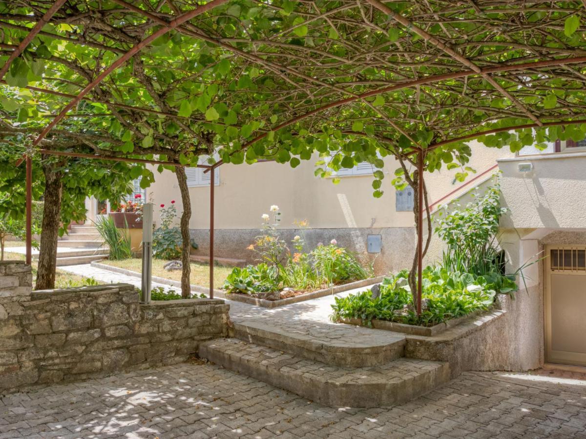 פורץ Apartment Daria-2 By Interhome מראה חיצוני תמונה