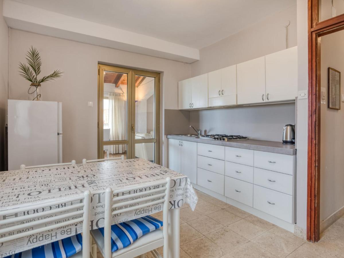 פורץ Apartment Daria-2 By Interhome מראה חיצוני תמונה