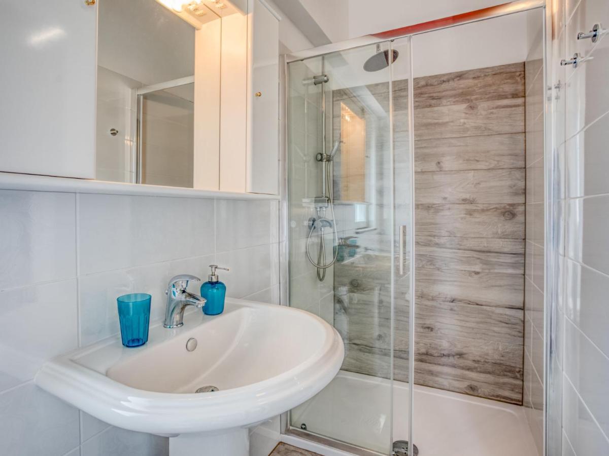פורץ Apartment Daria-2 By Interhome מראה חיצוני תמונה