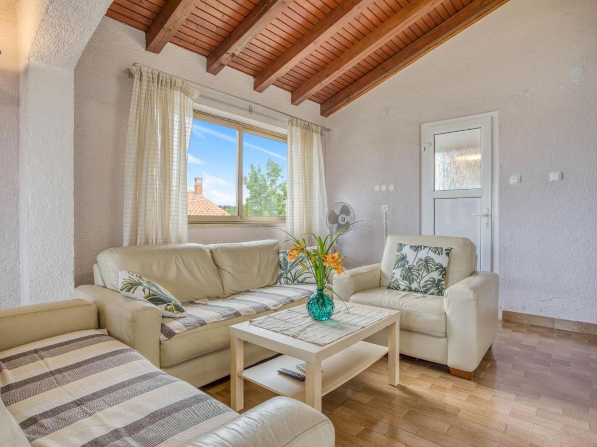 פורץ Apartment Daria-2 By Interhome מראה חיצוני תמונה