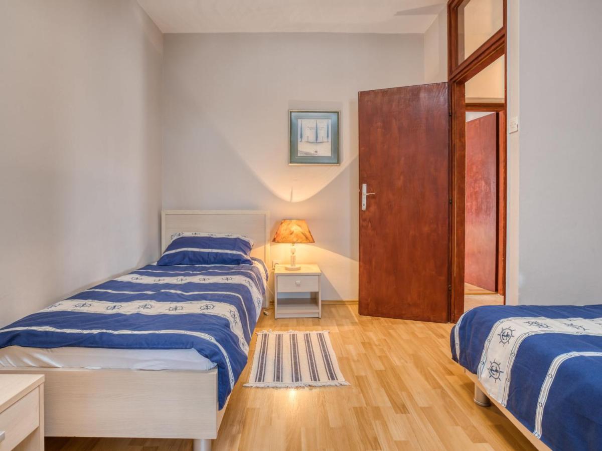 פורץ Apartment Daria-2 By Interhome מראה חיצוני תמונה
